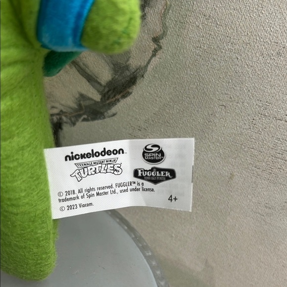 The Teenage Mutant Ninja Turtles Limited Edition Fuggler - Leonardo - Picture 3 of 4